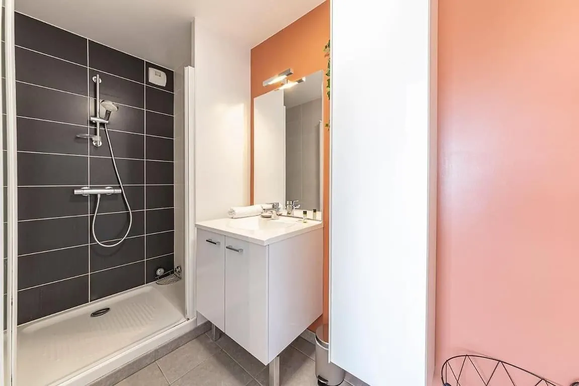 Apartamento Le Maginot, T4 De Standing, Terrasse Et Parking Rennes
