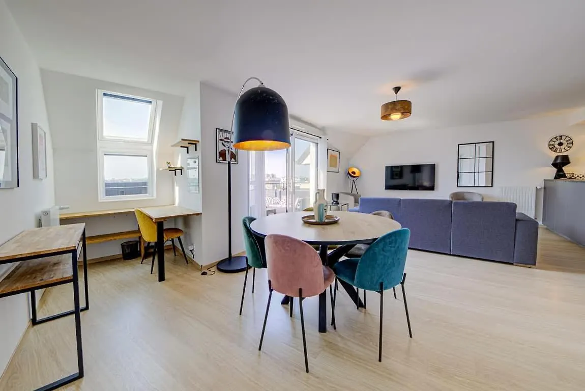 Apartamento Le Maginot, T4 De Standing, Terrasse Et Parking Rennes