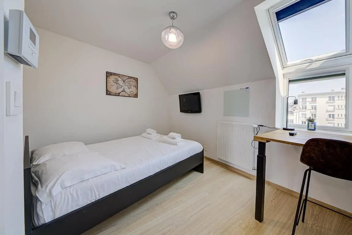 Apartamento Le Maginot, T4 De Standing, Terrasse Et Parking Rennes 0*,